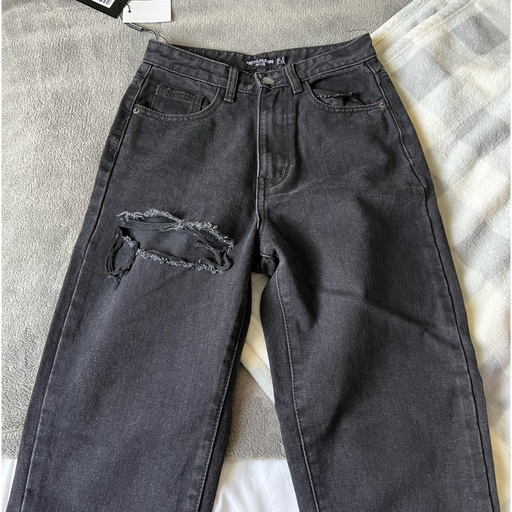 Black high rise mom jeans